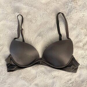 Victoria's Secret BioFit Pushup Bra 32A in Grey